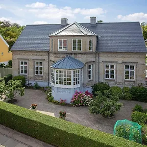 Habitación en casa particular Skovbakkens, Aalborg